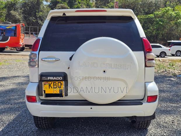 Toyota Land Cruiser Prado 2007 White