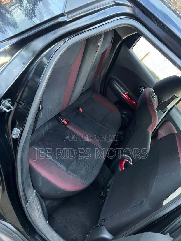 Nissan Juke 2012 Black