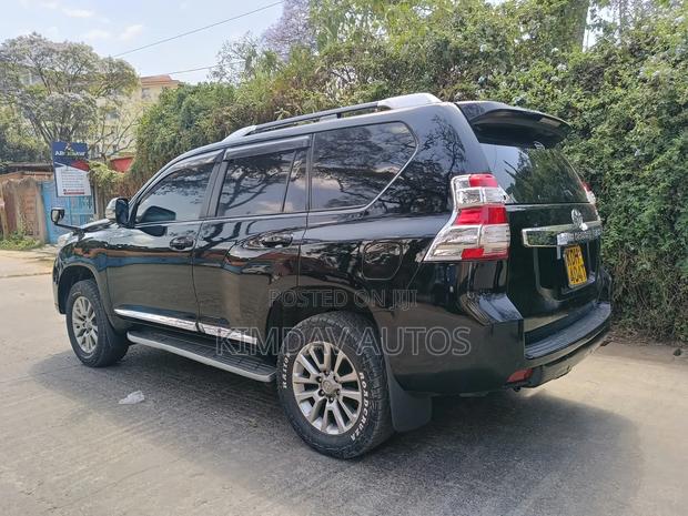 Toyota Land Cruiser Prado 2015 Black