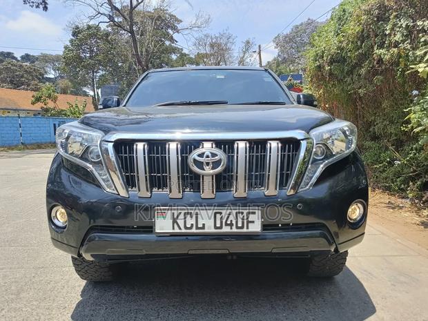 Toyota Land Cruiser Prado 3.0 TD 2011 Black
