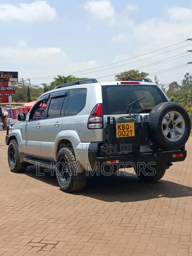 Toyota Land Cruiser Prado 2006 Silver
