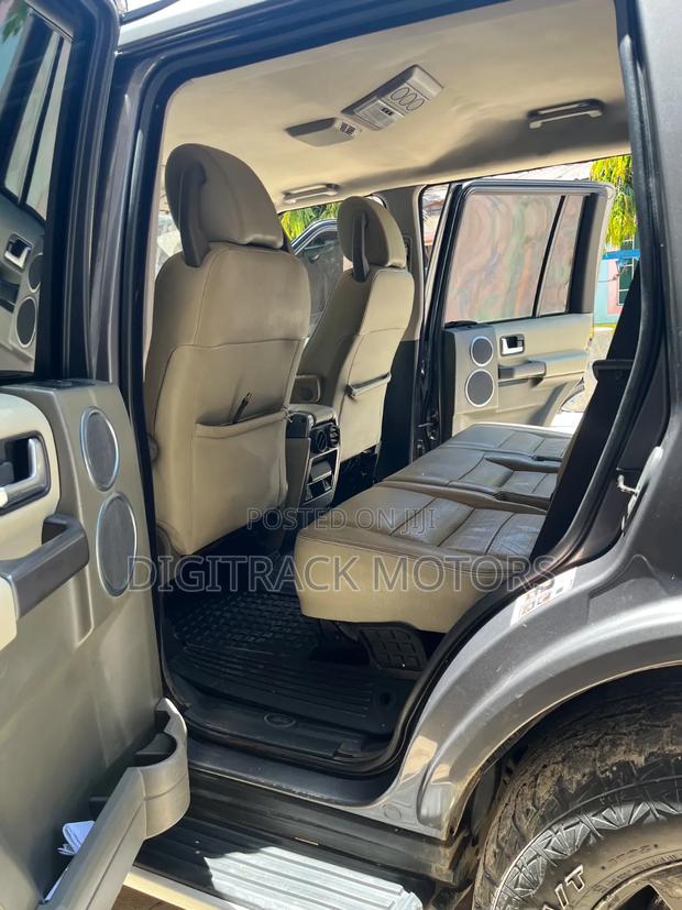 Land Rover Discovery 2007 Gray