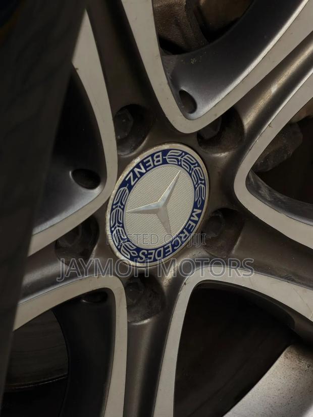Mercedes-Benz E200 2018 Blue