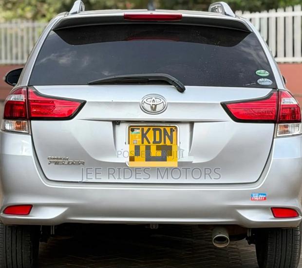 Toyota Corolla Fielder 2016 Beige