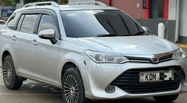 Toyota Corolla Fielder 2016 Beige
