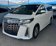 Toyota Alphard 2019 White for sale