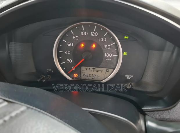 Toyota Axio 2015 Silver