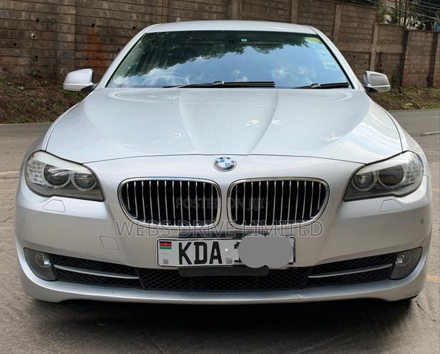 BMW 523i 2011 Silver