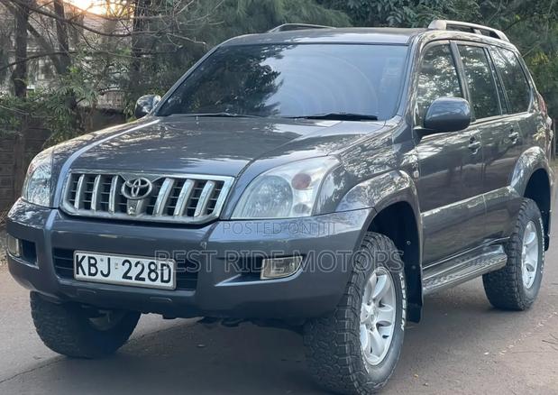 Toyota Land Cruiser Prado 3.0 D-4D 5dr 2004 Gray