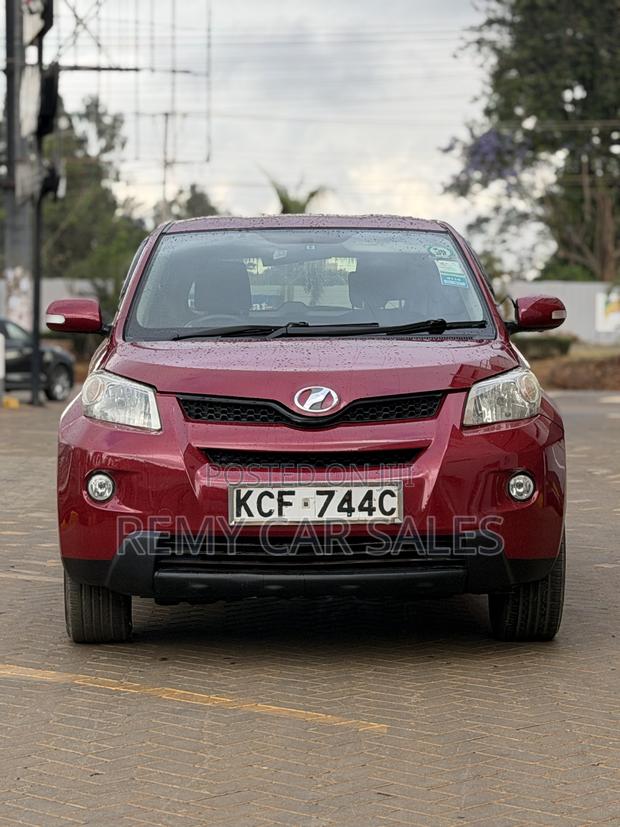 Toyota IST 2008 Red