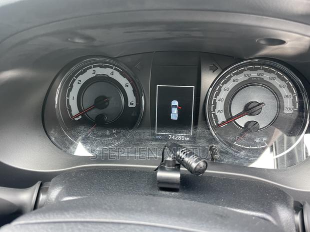 Toyota Hilux Revo Double Cab Deisel 2.4 AWD 2019 White