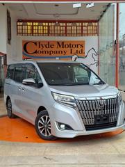 Toyota Esquire 2018 Silver for sale