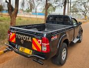 Toyota Hilux 2012 Gray for sale