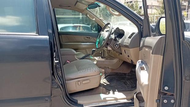 Toyota Hilux 3.0 D-4D 4x4 2012 Black