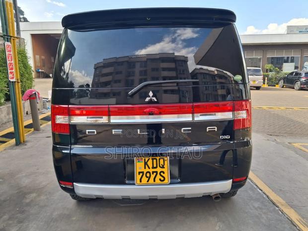 Mitsubishi Delica 2017 Black