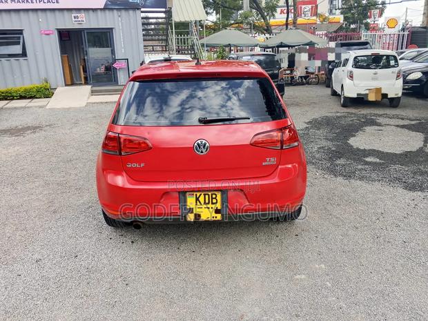 Volkswagen Golf 2014 Red