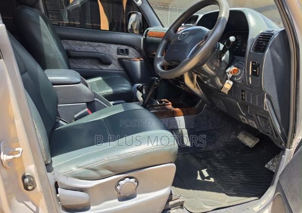 Toyota Land Cruiser Prado 1998 Silver