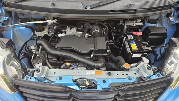 Toyota Roomy 1.0 FWD 2019 Blue