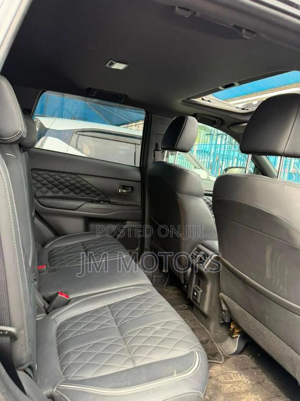 Mitsubishi Outlander 2020 Black