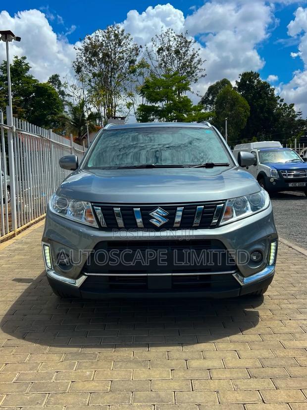 Suzuki Vitara 2019 Gray