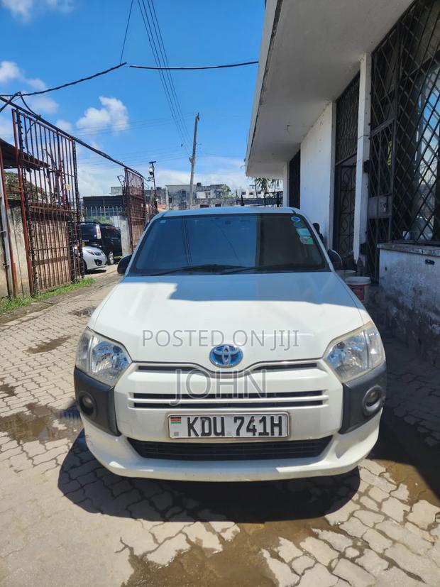 Toyota Probox 2019 White