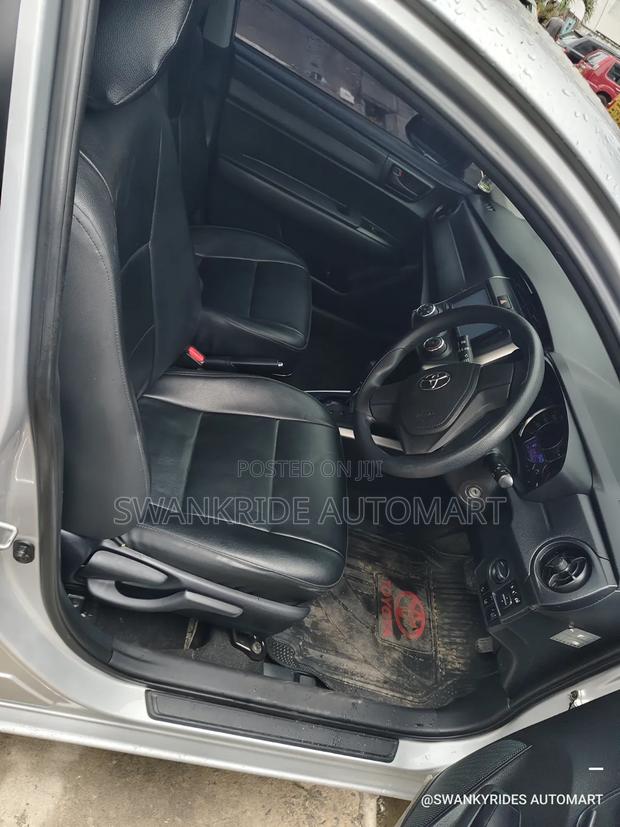 Toyota Corolla Fielder 1.5 Petrol FWD 2018 Silver