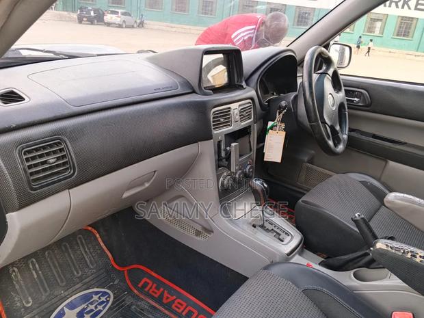 Subaru Forester 2002 Gray