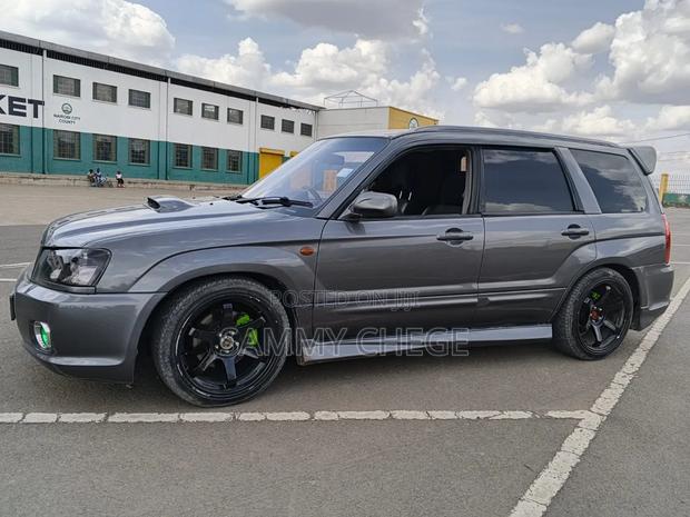 Subaru Forester 2002 Gray