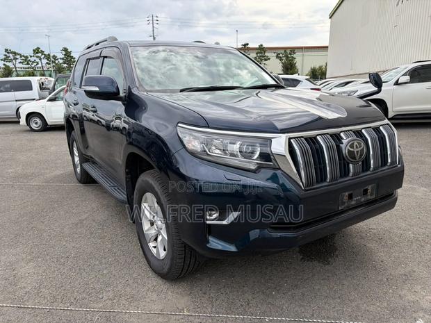 Toyota Land Cruiser Prado 2.8 2020 Black