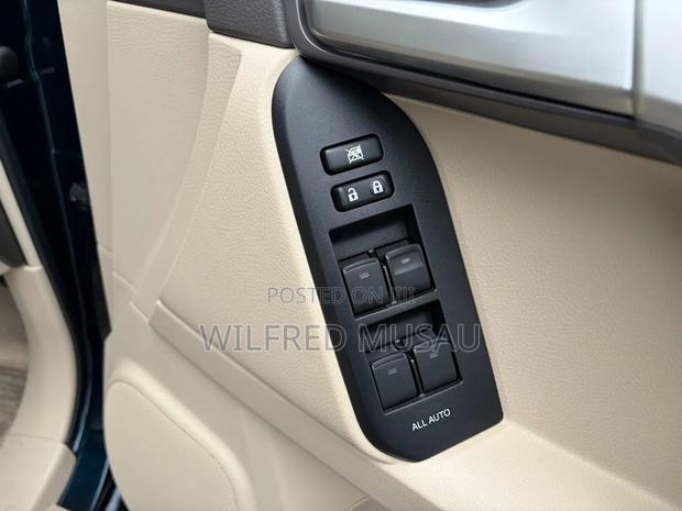 Toyota Land Cruiser Prado 2.8 2020 Black