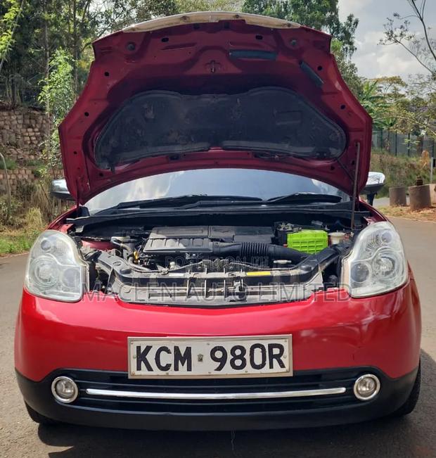 Mazda Verisa 2010 Red