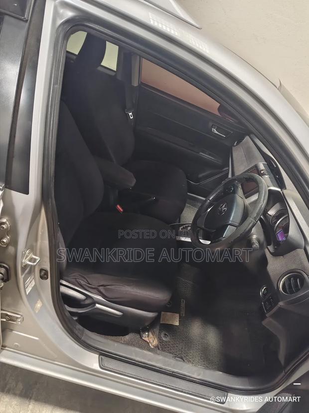 Toyota Corolla Fielder 1.5 Petrol FWD 2013 Silver