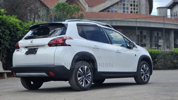 Peugeot 2008 1.2 PureTech (100 Hp) 2019 White