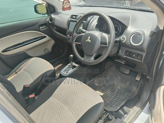 Mitsubishi Mirage 2017 Silver