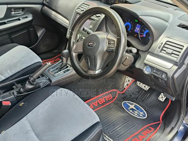 Subaru XV Hybrid 2016 Blue