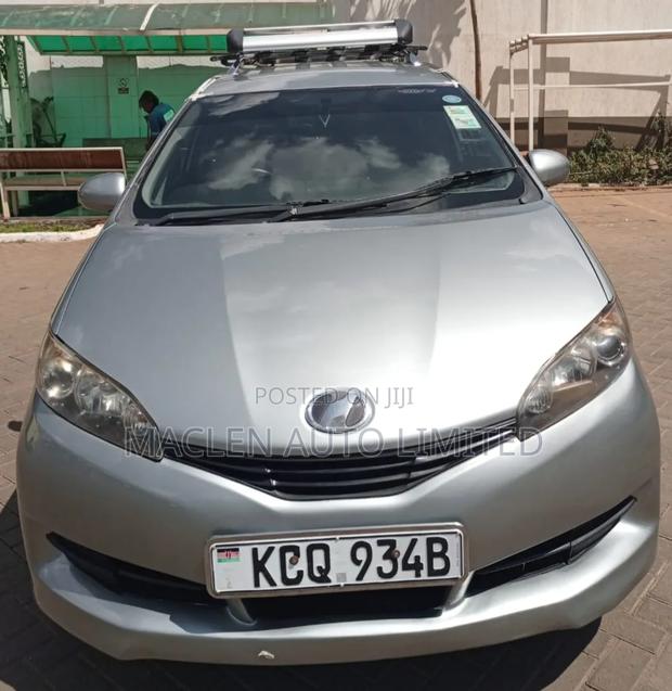 Toyota Wish 2010 Gray