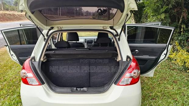 Nissan Tiida 2011 White