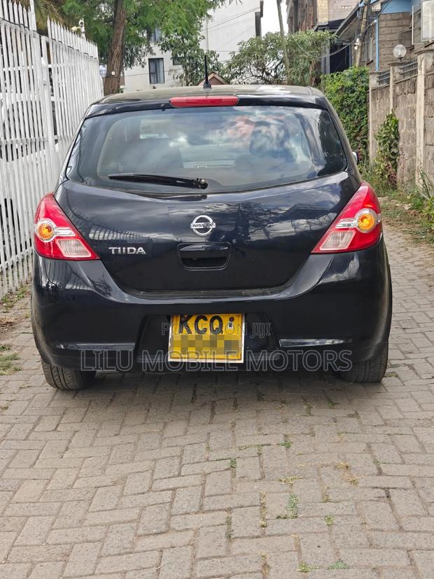 Nissan Tiida 1.5L 16V 2011 Black