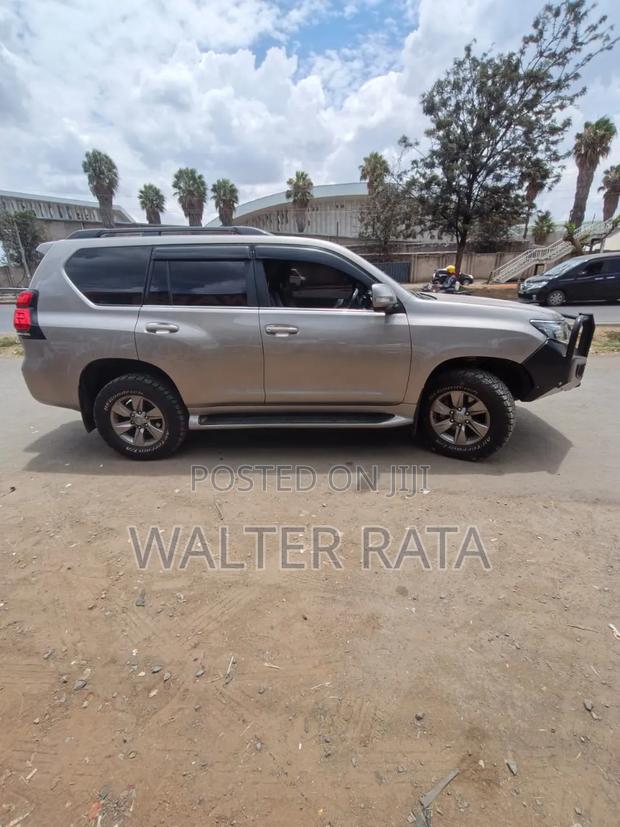Toyota Land Cruiser Prado 2.8 2021 Brown