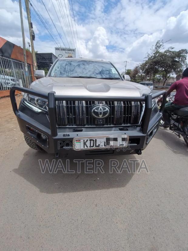 Toyota Land Cruiser Prado 2.8 2021 Brown