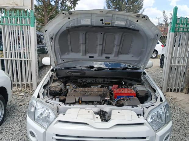 Toyota Succeed 2019 White