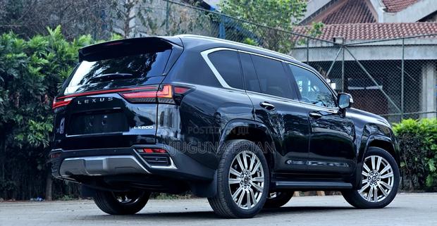 Lexus LX 600 2022 Black
