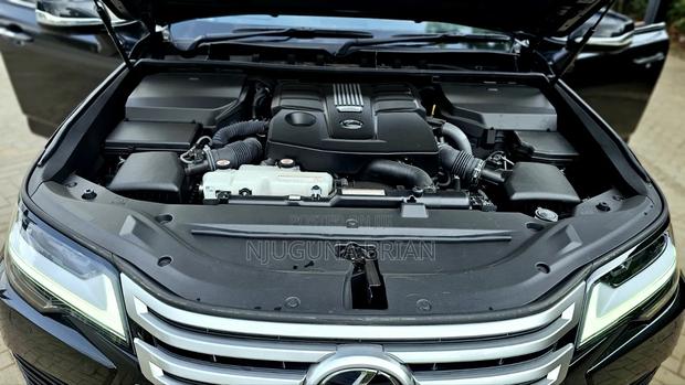 Lexus LX 600 2022 Black