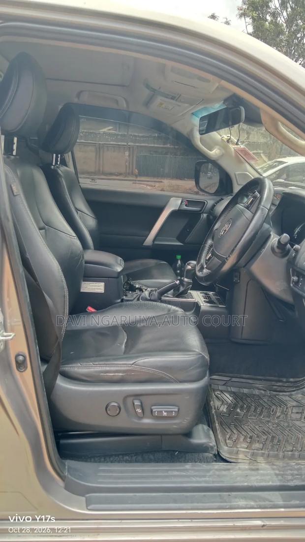 Toyota Land Cruiser Prado 2.8 2021 Beige