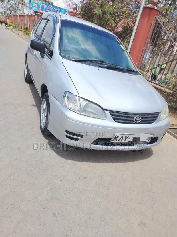 Toyota Corolla Spacio 2001 Silver