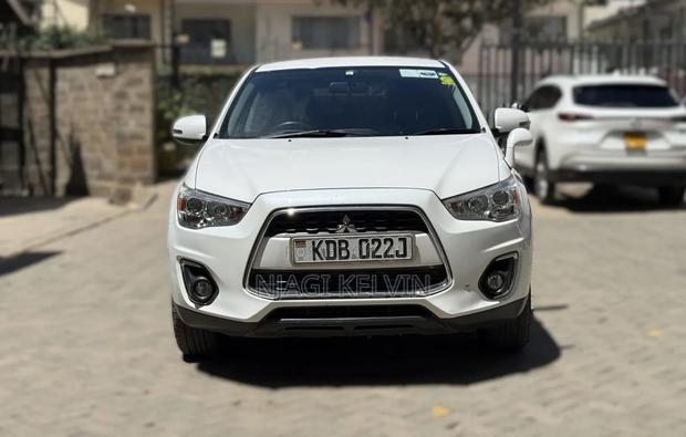 Mitsubishi RVR 2013 White