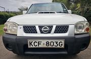 Nissan Hardbody 2015 White for sale