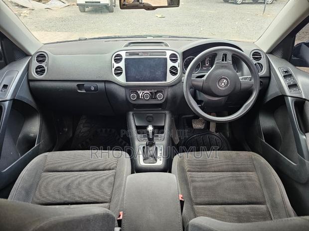 Volkswagen Tiguan 2015 Black