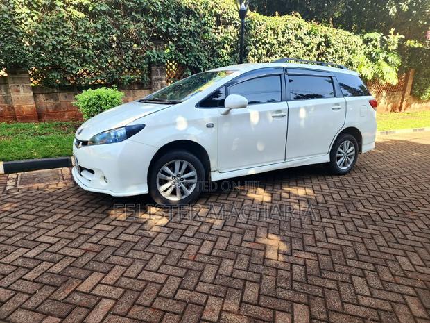 Toyota Wish 2010 White