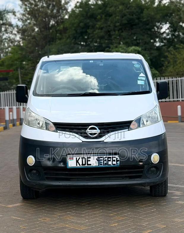 Nissan NV200 2015 White